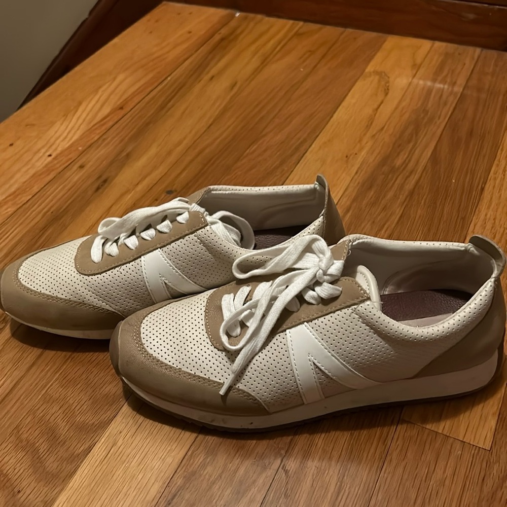 Brown and Beige sneakers size 7.5